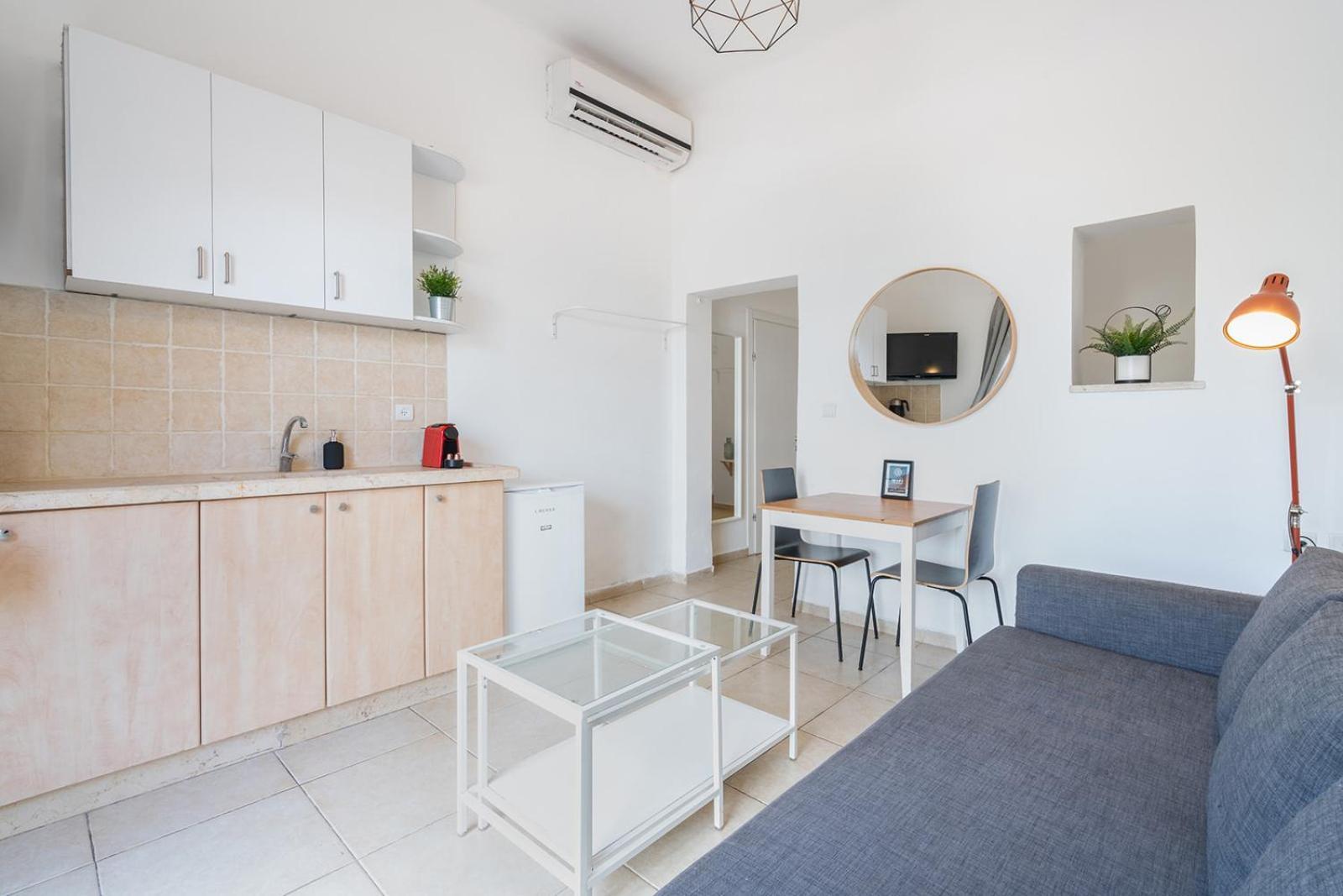 Yarkon - By Beach Apartments Tlv Тель-Авив Номер фото